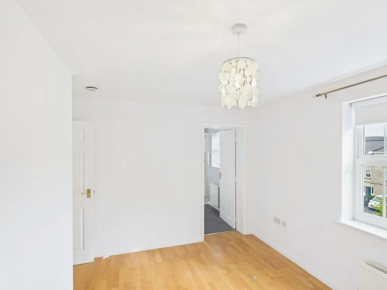 Bishopdale Court, Halifax, HX1, photo 12