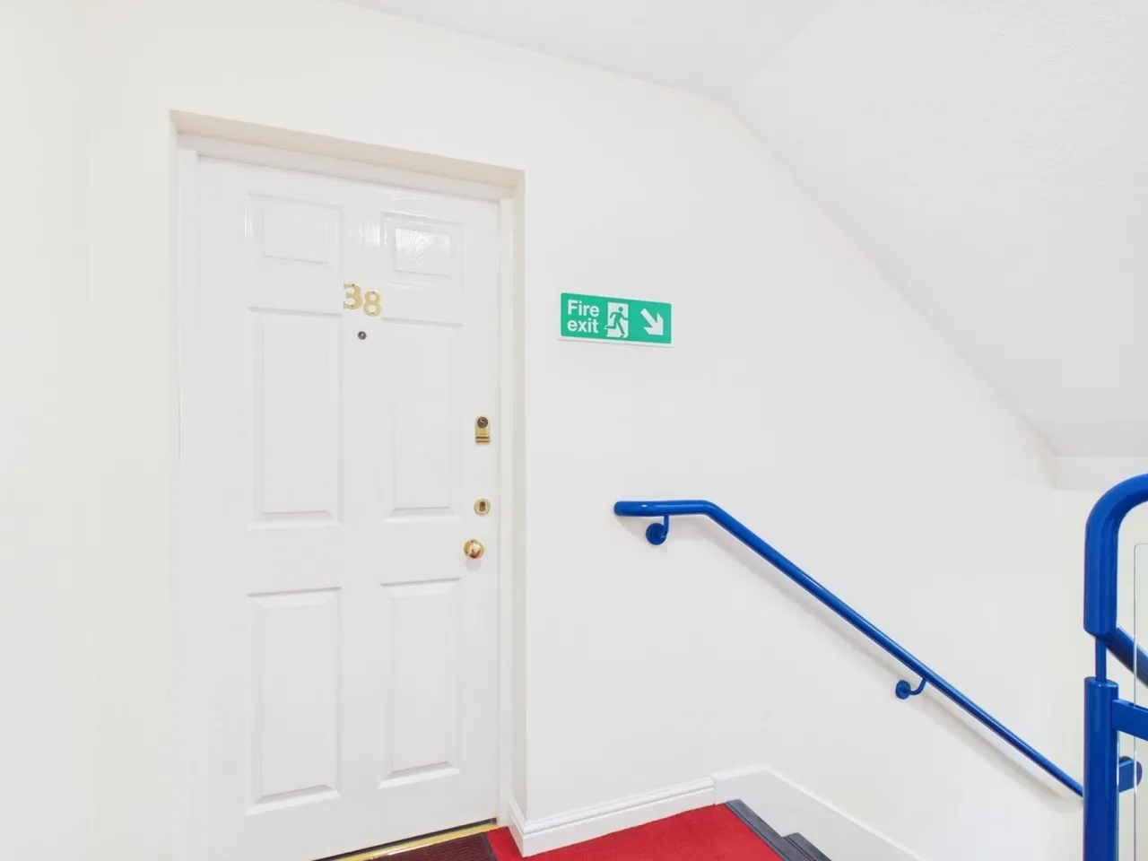 Bishopdale Court, Halifax, HX1, photo 19