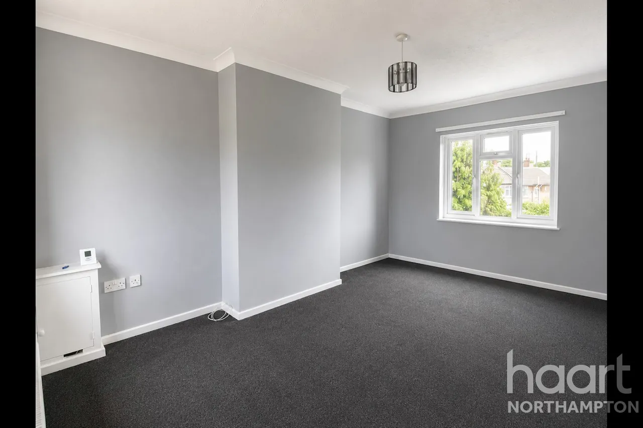 Dryden Road, Northampton, NN5, photo 2