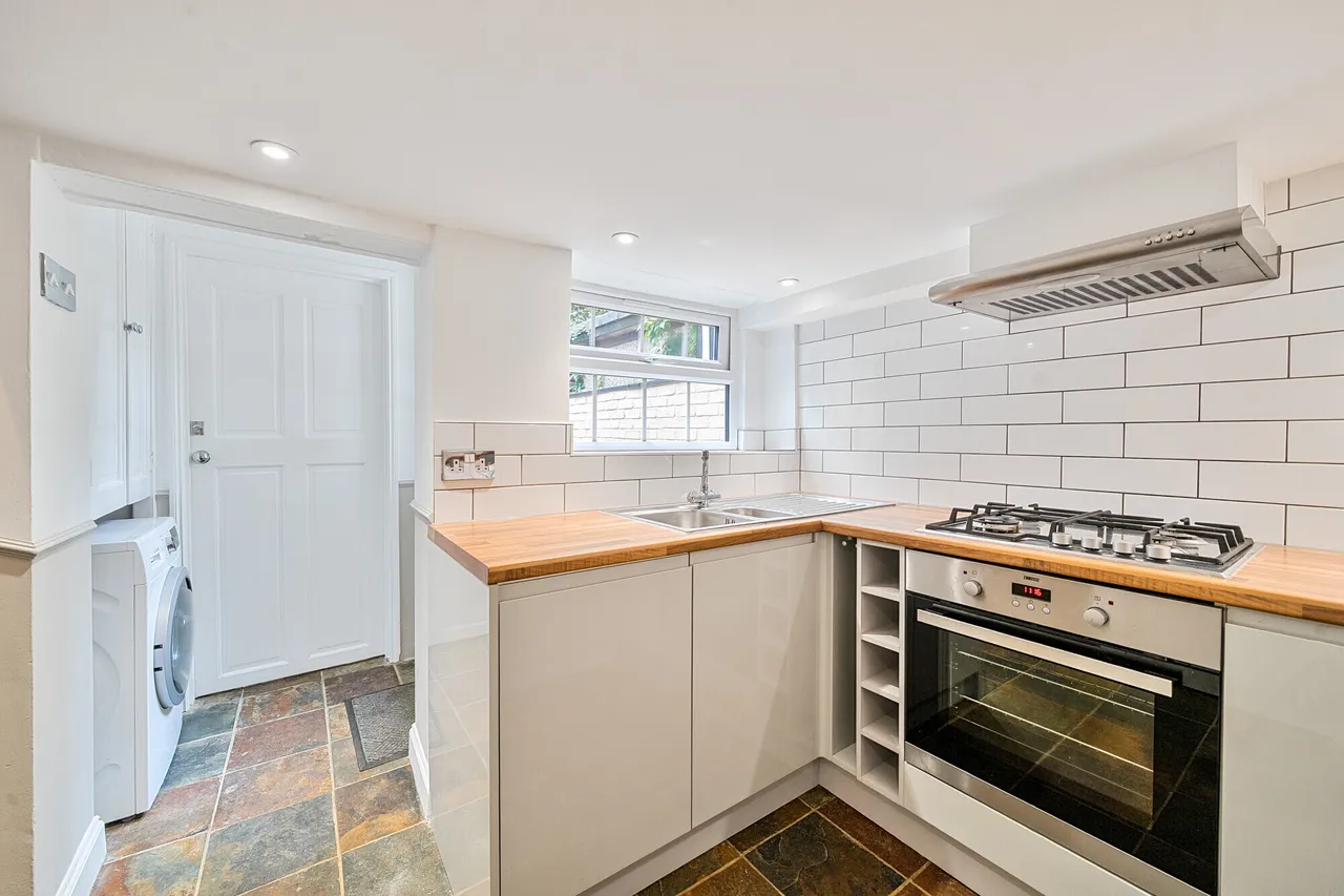 Red Lion Lane, Farnham, GU9, photo 11