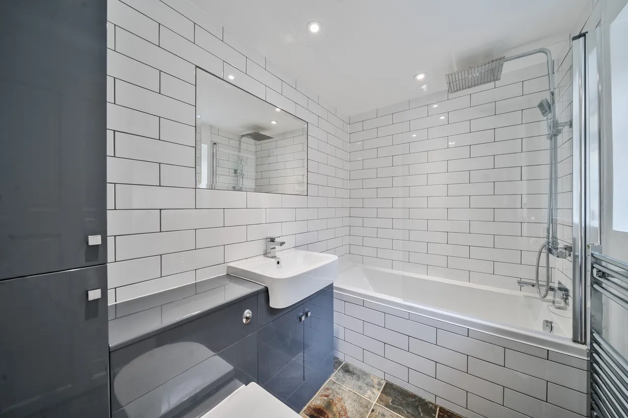 Red Lion Lane, Farnham, GU9, photo 5