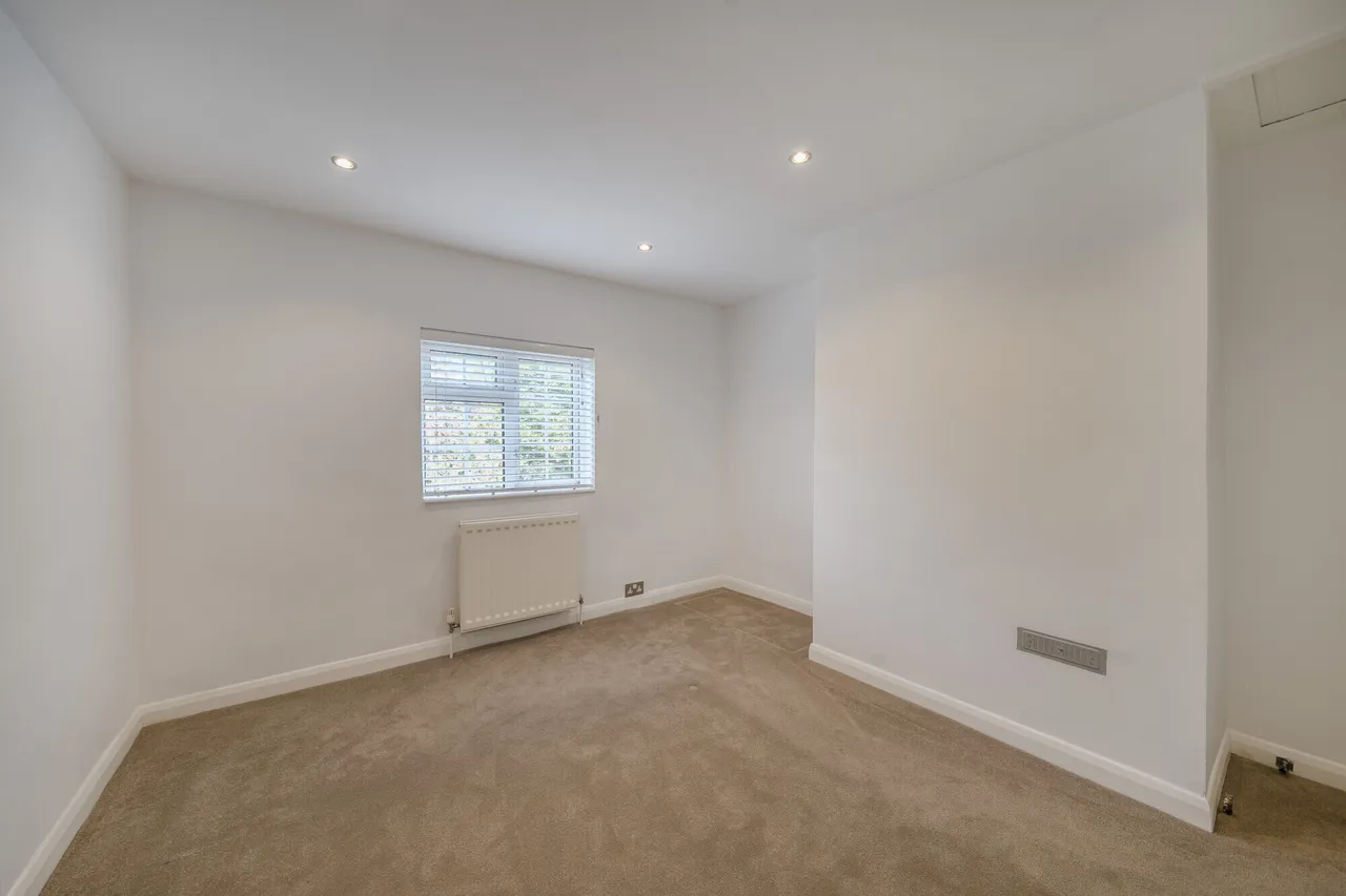 Red Lion Lane, Farnham, GU9, photo 4