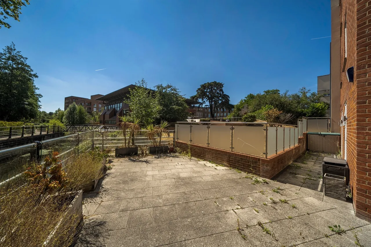St. Ives Road, Maidenhead, SL6, photo 13