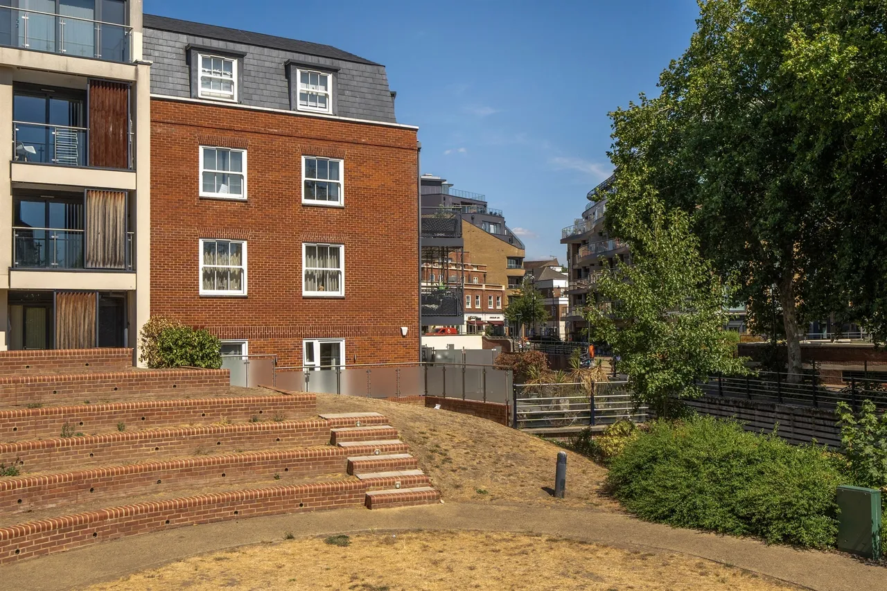St. Ives Road, Maidenhead, SL6, photo 14