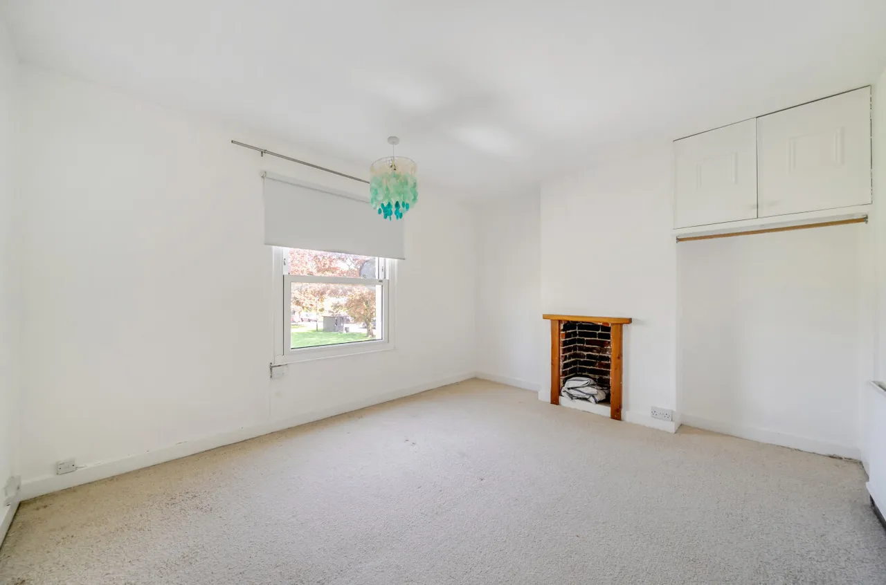St Christophers Green, Haslemere, GU27, photo 7