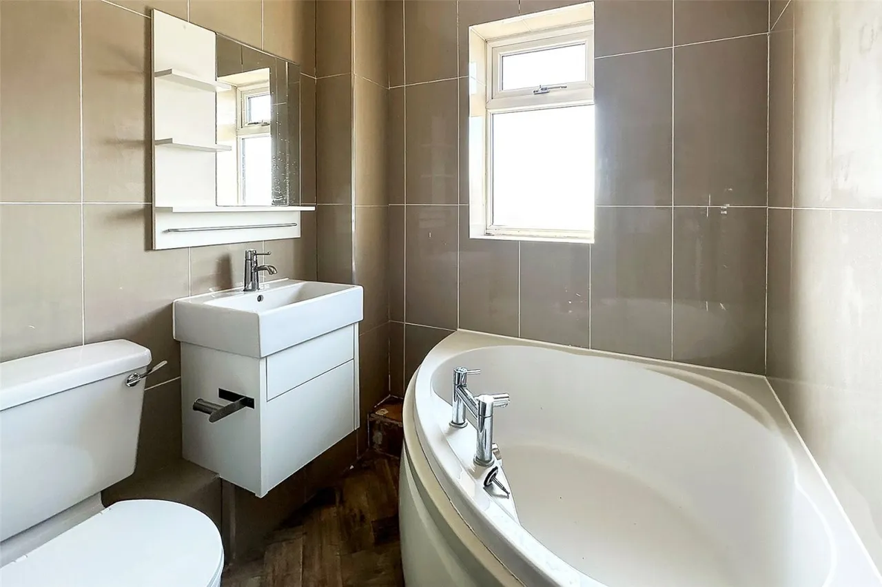 Rustington, Littlehampton, BN16, photo 8