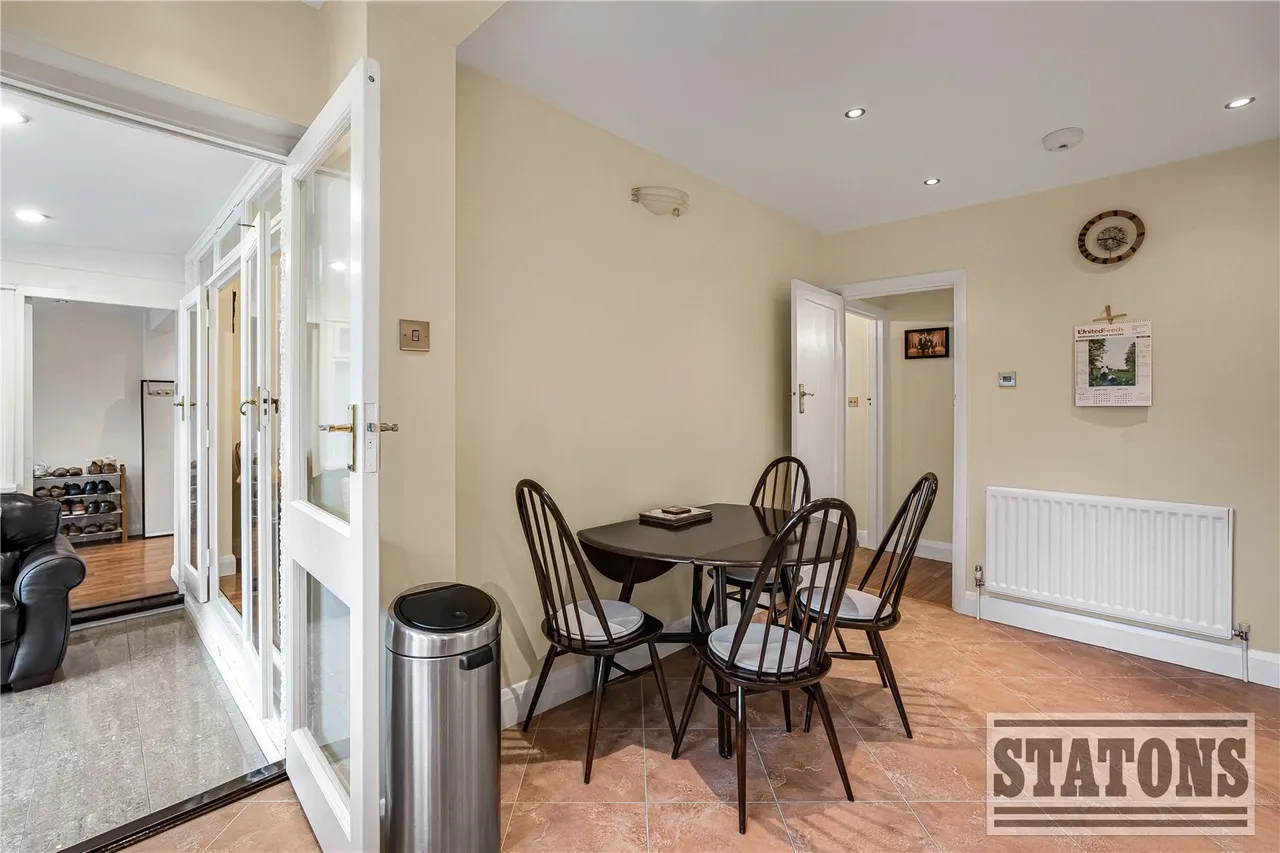 Longland Drive, Totteridge, London, N20 8HN, photo 5