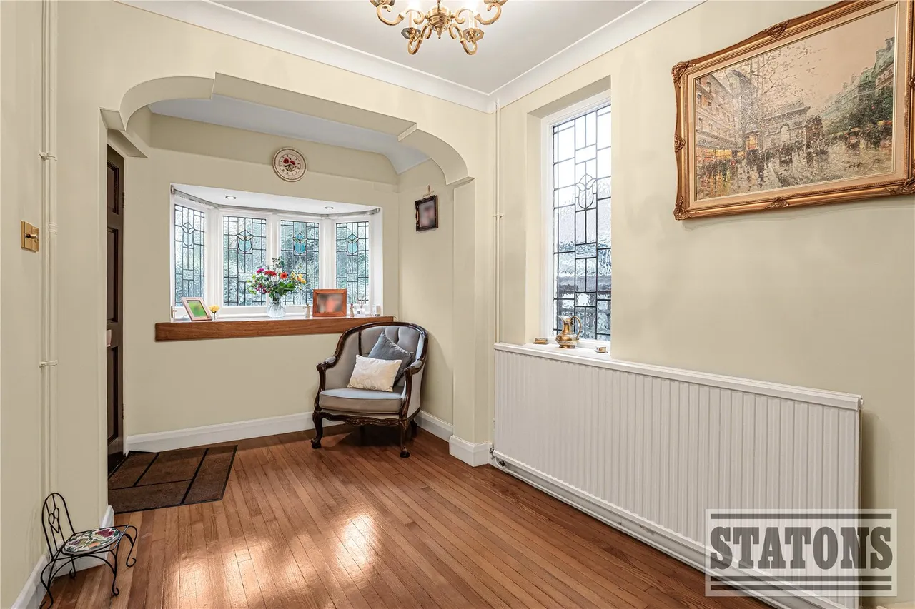 Longland Drive, Totteridge, London, N20 8HN, photo 2