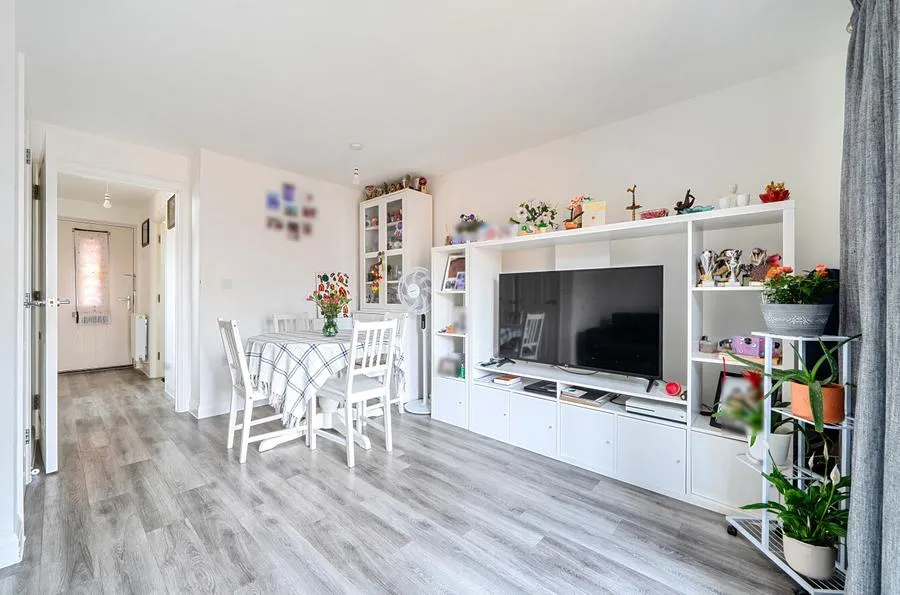 Kestrel Crescent, Witney, OX28, photo 2