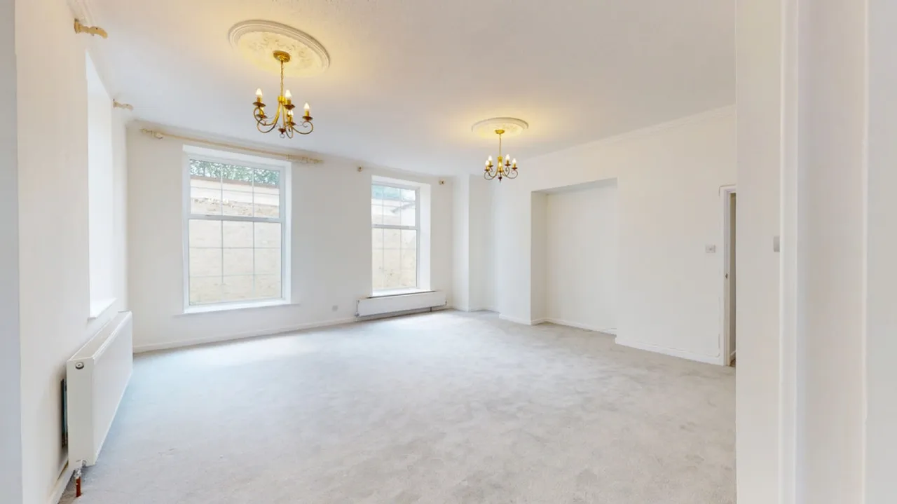 Hatherley, Cheltenham, photo 2