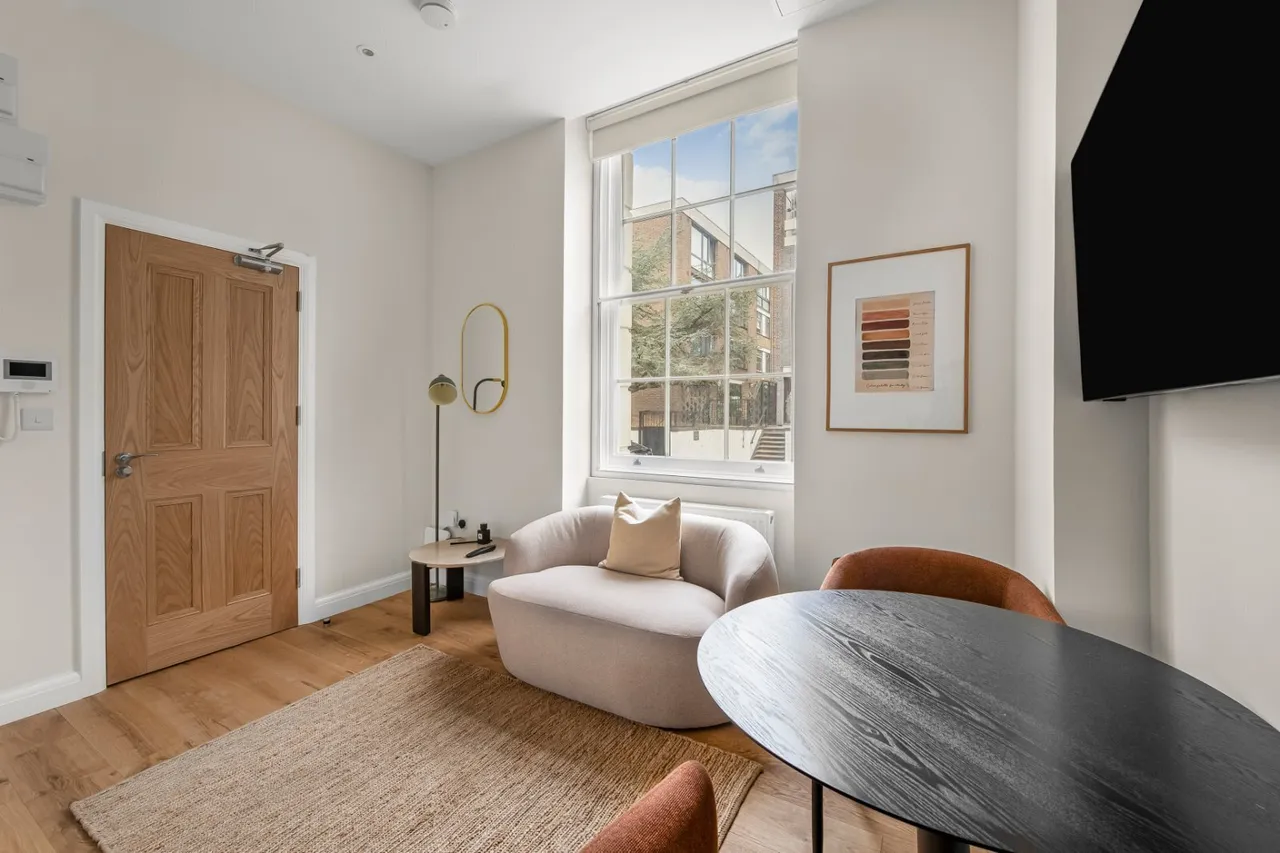 flat to rent, Titchborne Row, W2