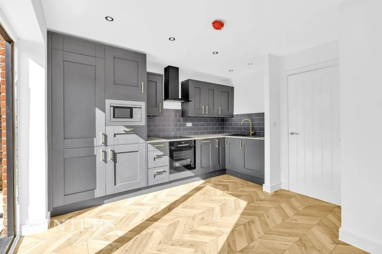 Terence Street, Newton Heath, M40, photo 9