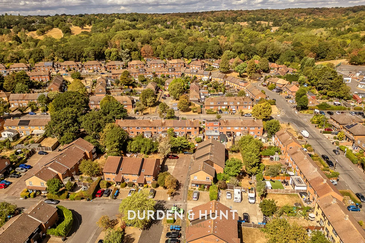 Hereward Green, Loughton, IG10, photo 12