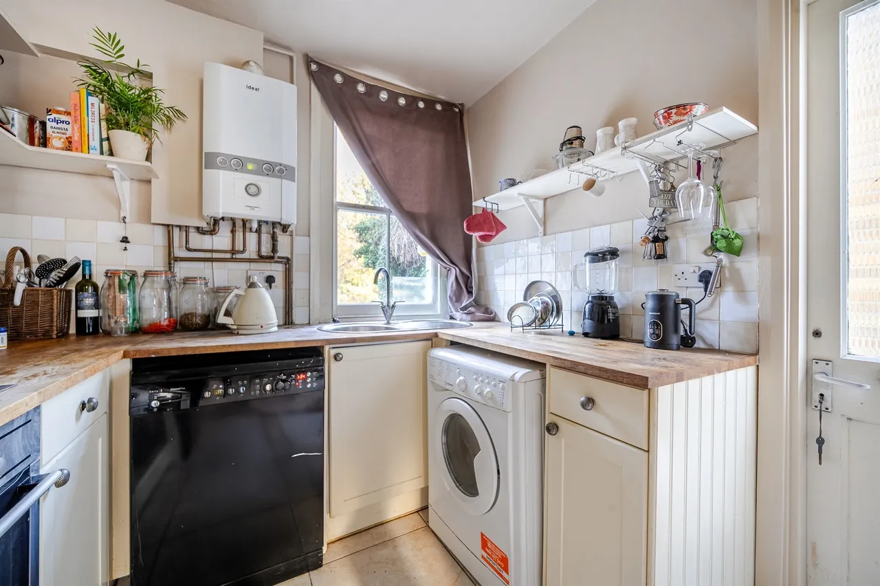 St Johns Terrace, Enfield, photo 7