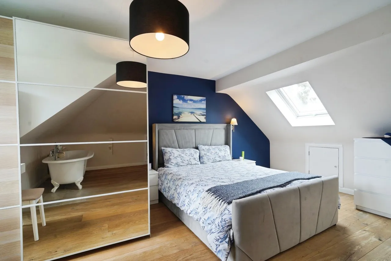 Palace Road, London, SW2, photo 9