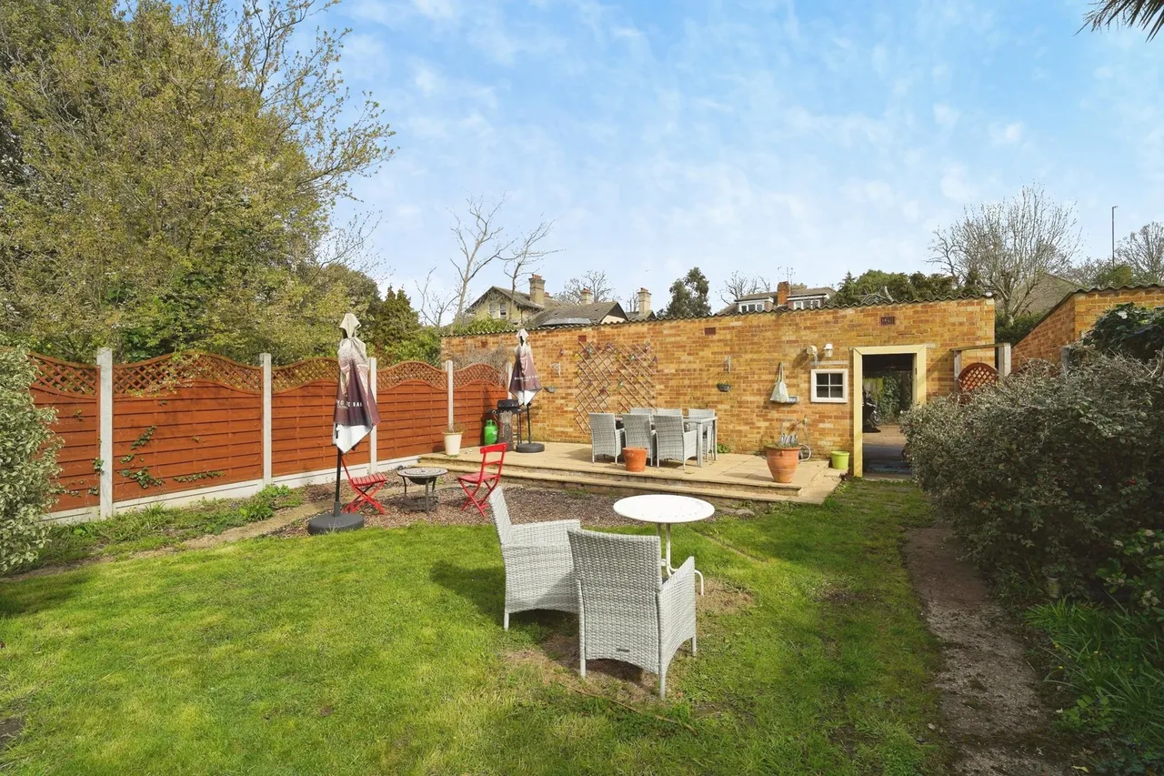 Palace Road, London, SW2, photo 11