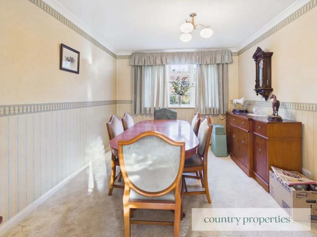 Marlborough Close, Welwyn, AL6, photo 18