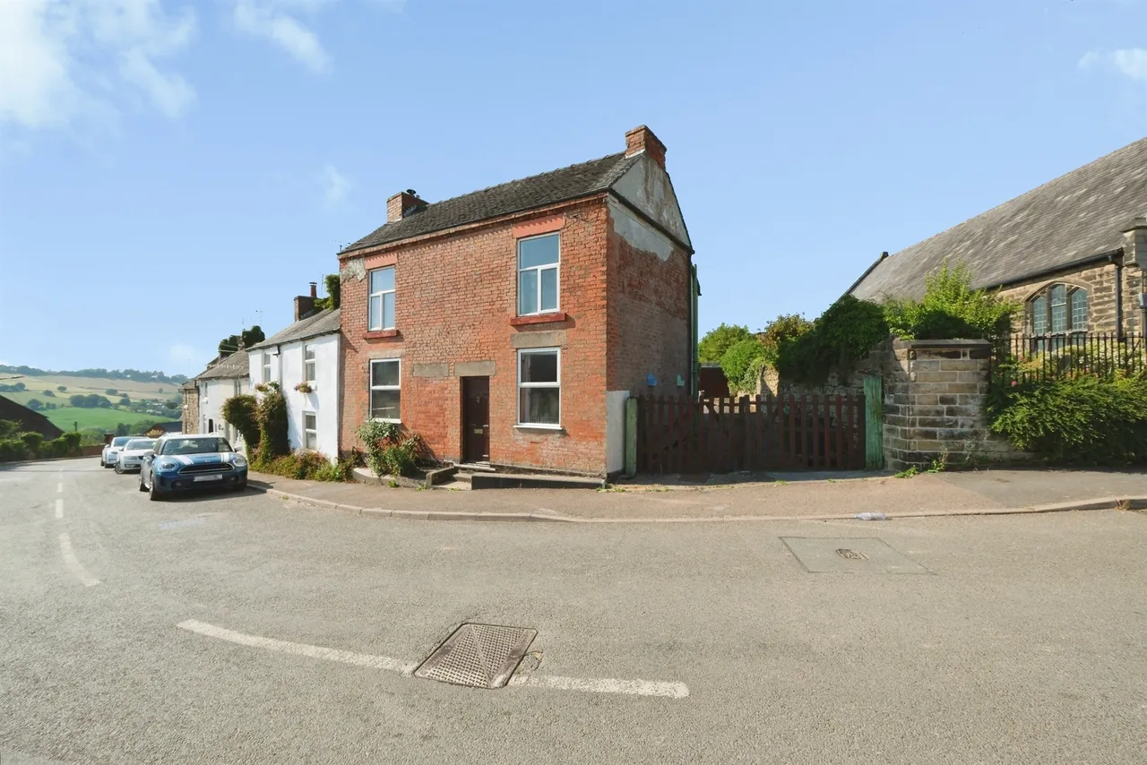 3 bed house for sale, Holbrook Road, Belper, DE56