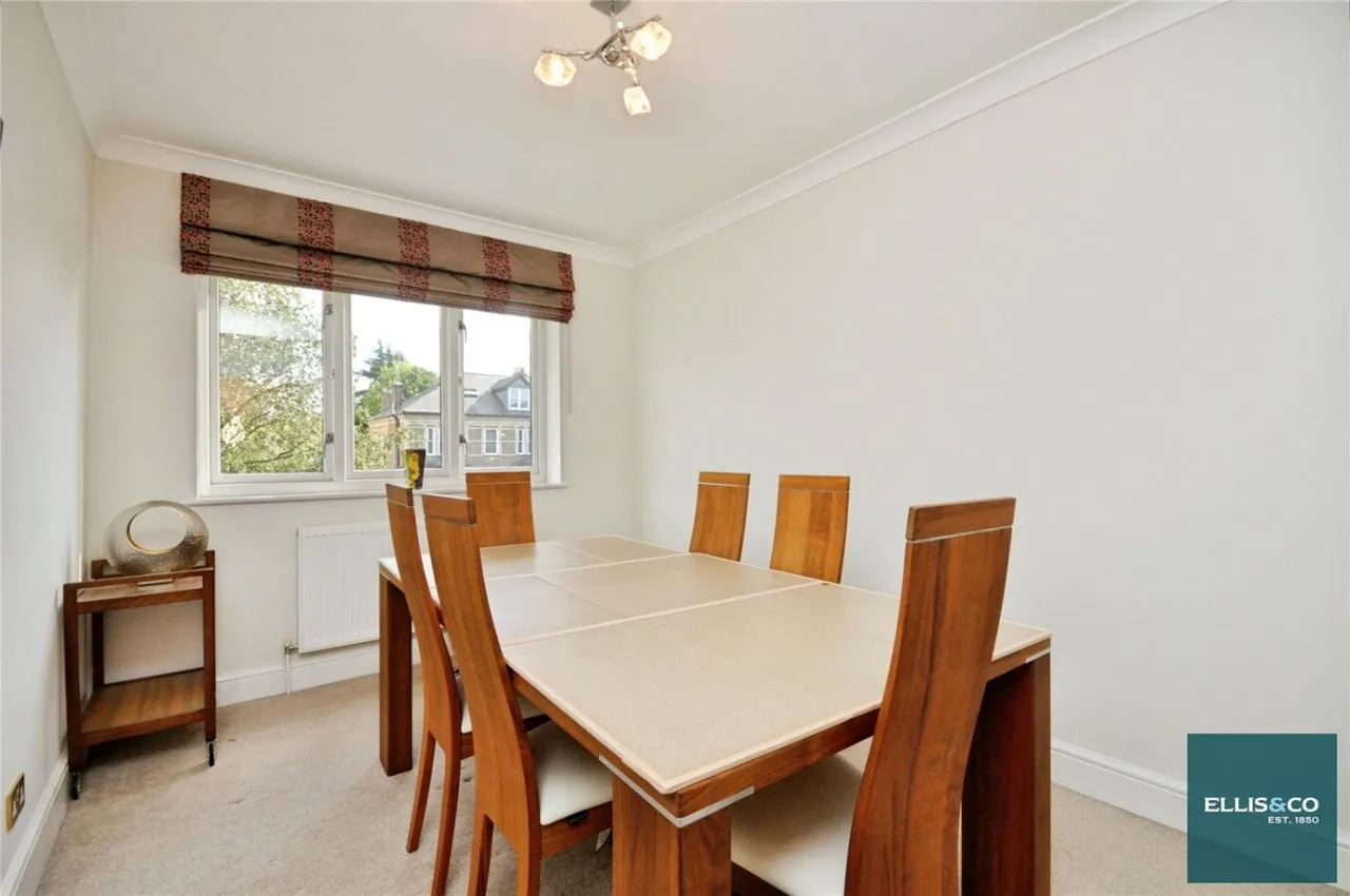 Hendon Lane, London, N3, photo 4