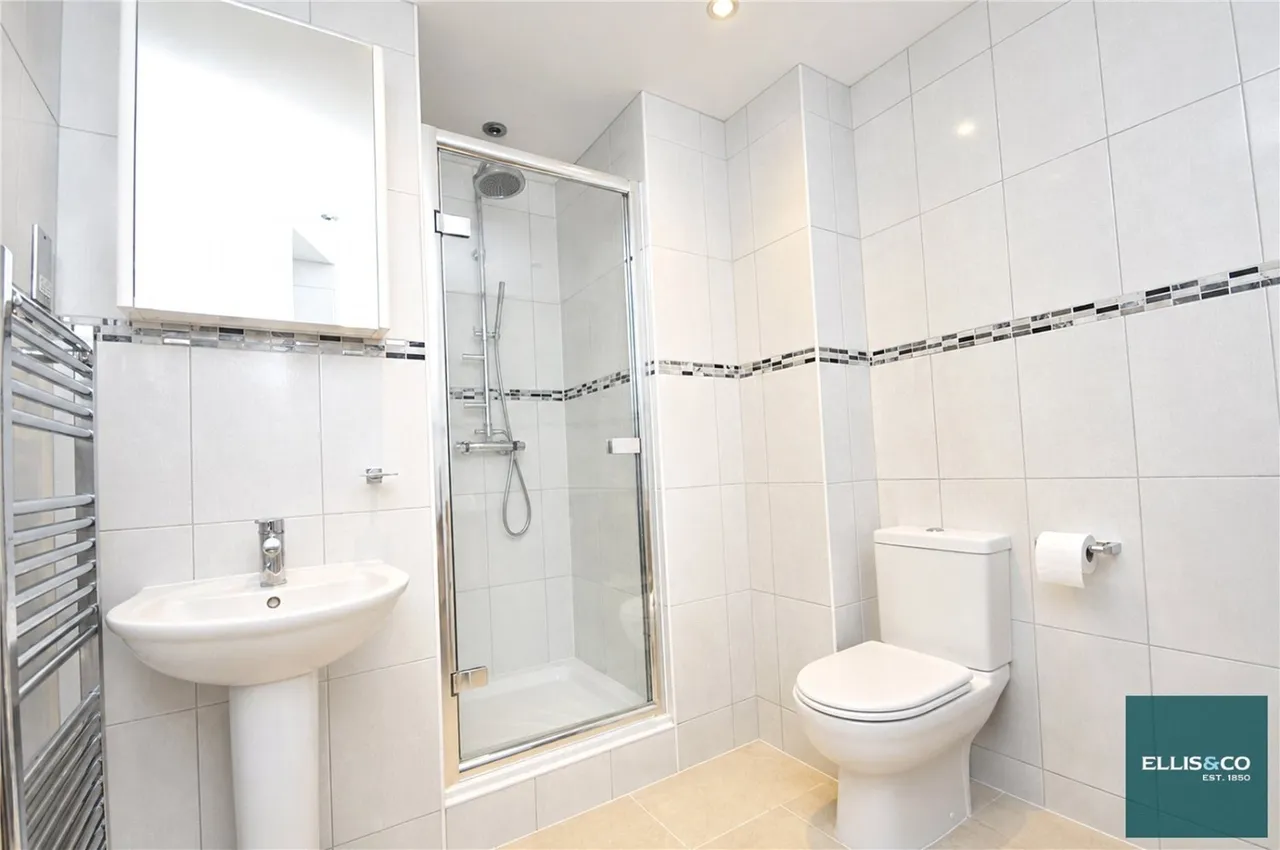 Hendon Lane, London, N3, photo 11