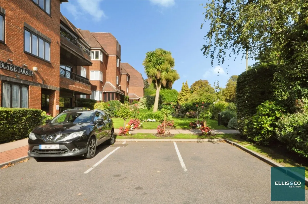Hendon Lane, London, N3, photo 18