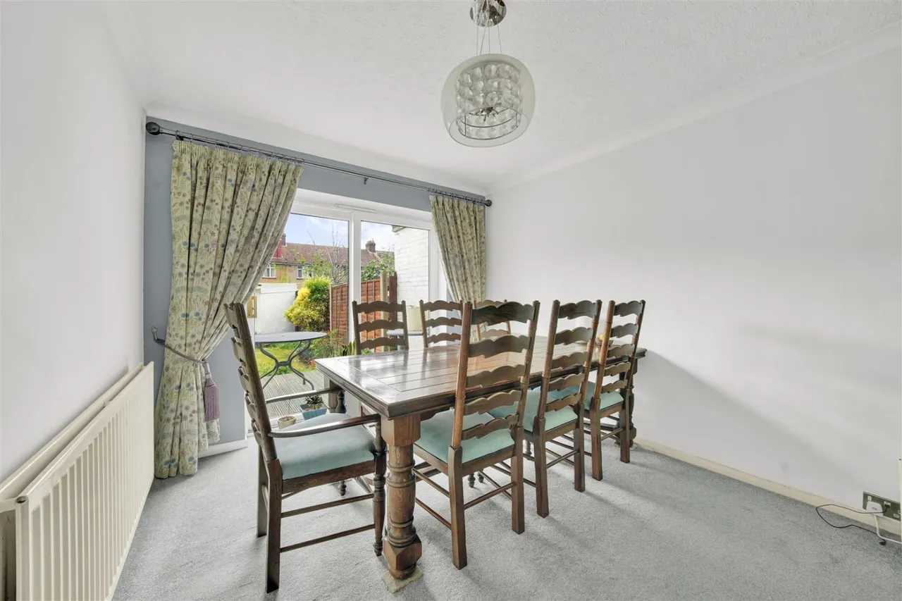 Morley Road, Chadwell Heath, RM6, photo 8
