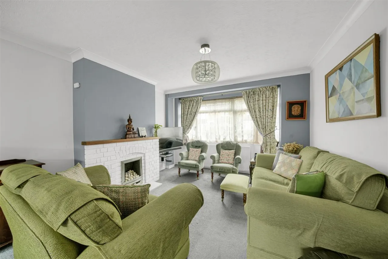 Morley Road, Chadwell Heath, RM6, photo 3