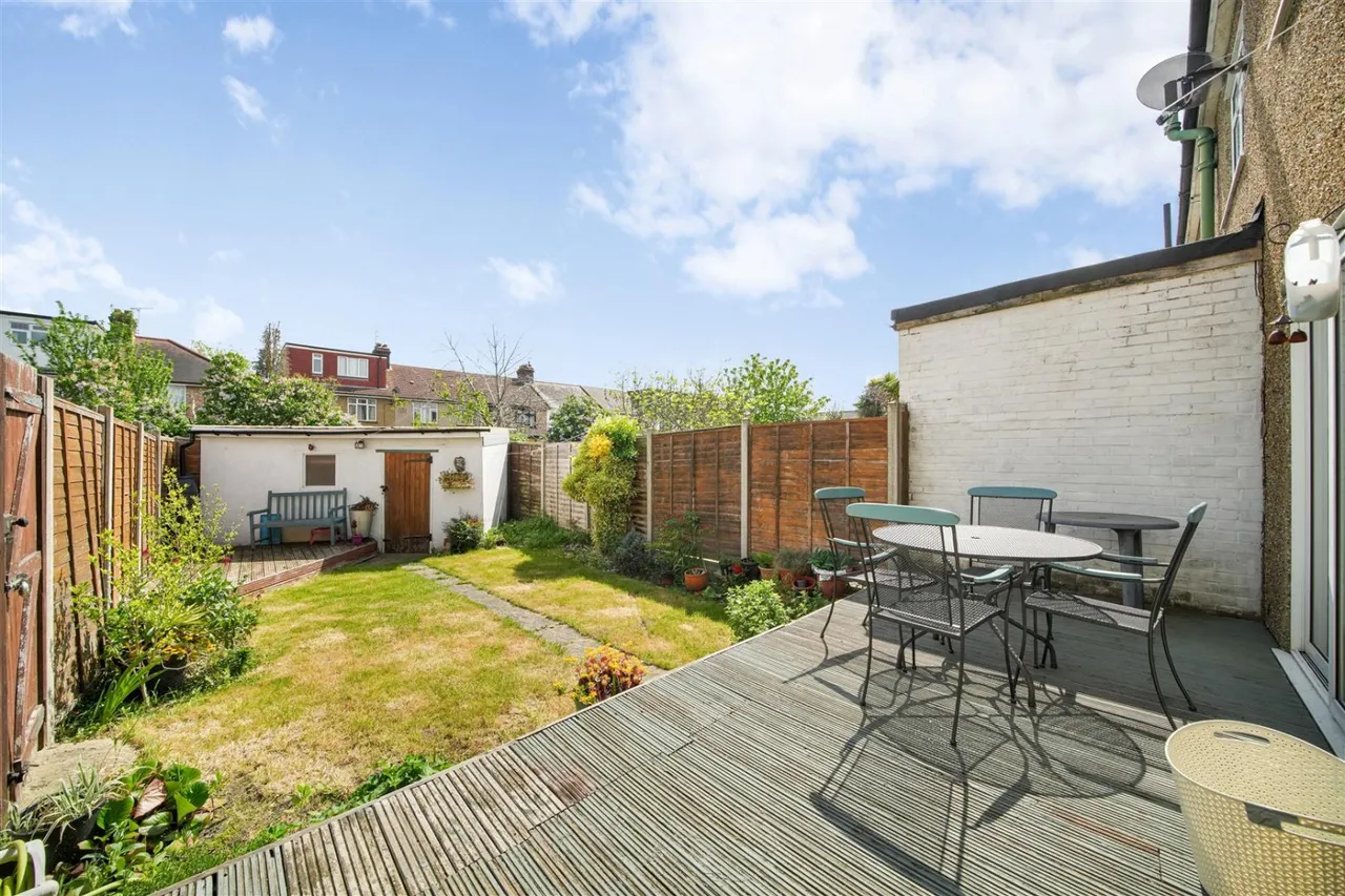 Morley Road, Chadwell Heath, RM6, photo 2