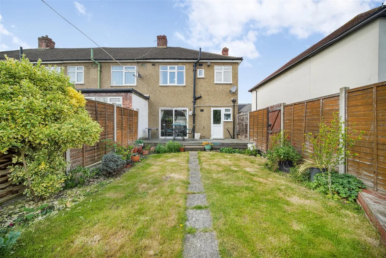 Morley Road, Chadwell Heath, RM6, photo 26
