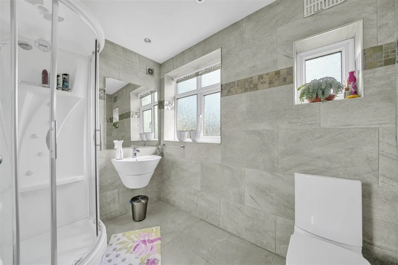 Morley Road, Chadwell Heath, RM6, photo 16