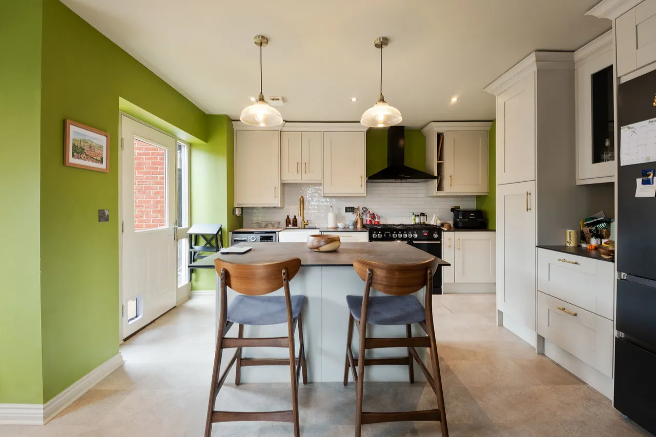 Woodbury Lane, Salisbury, SP2, photo 4