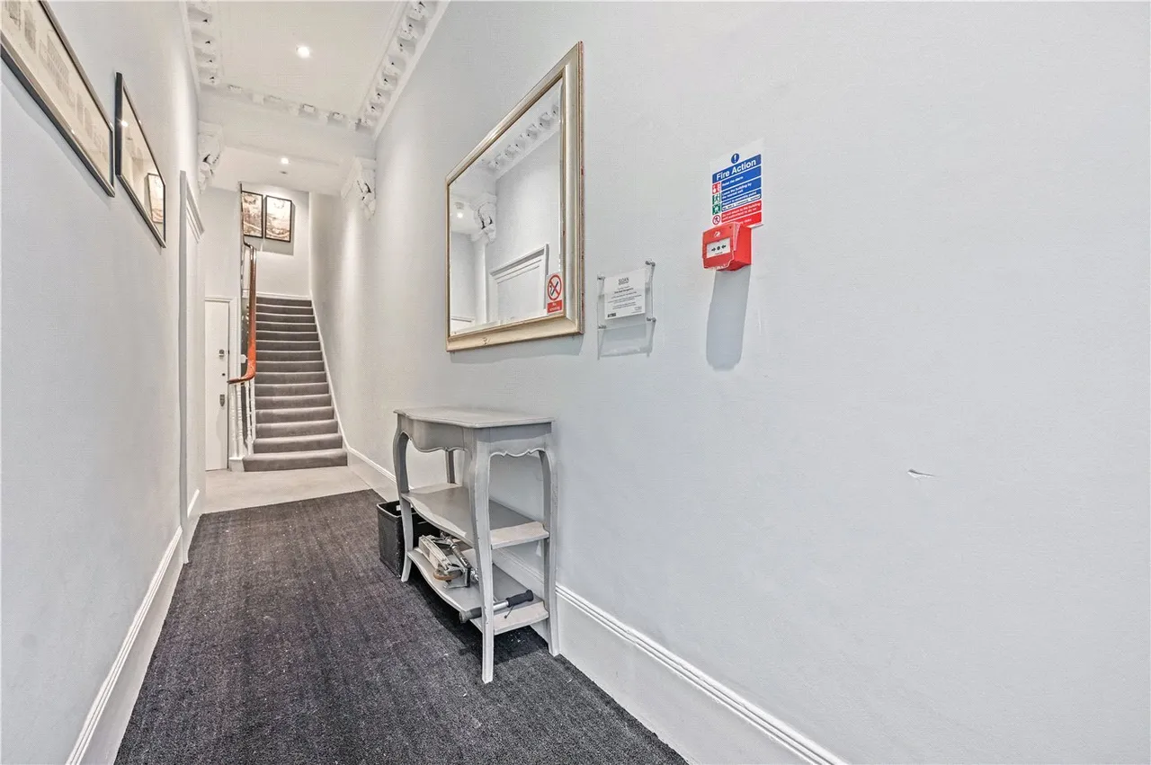Inverness Terrace, London, W2, photo 4