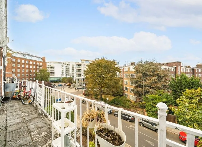 Upper Richmond Road, Putney, SW15, photo 8