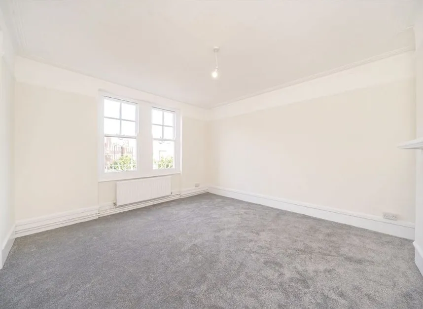 Upper Richmond Road, Putney, SW15, photo 3