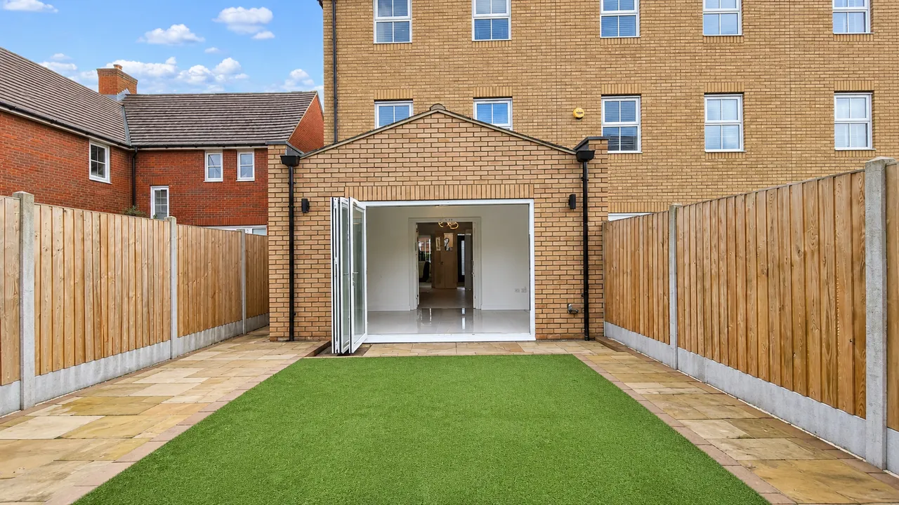Roding Drive, Little Canfield, CM6, photo 3