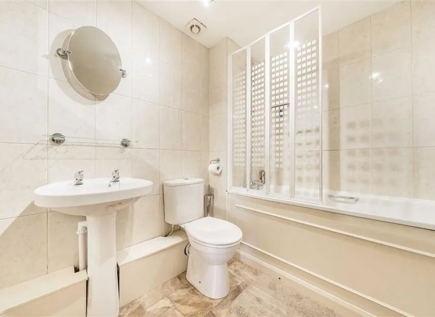Newark Street, Whitechapel, E1, photo 6