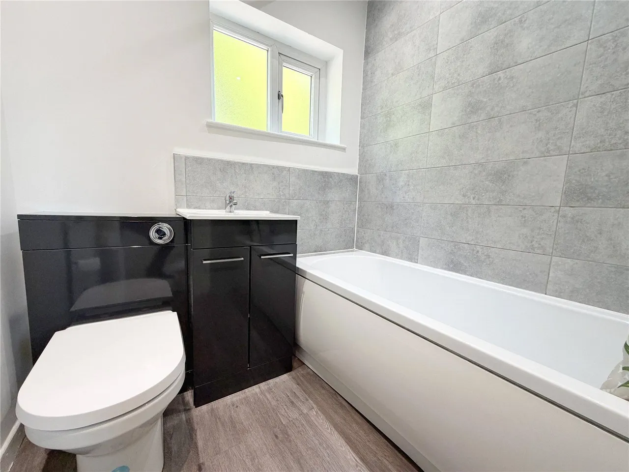 Pleasant Street, Heywood, OL10, photo 6