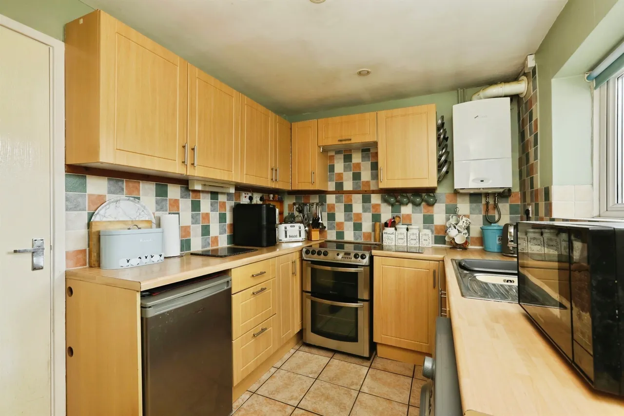 Harpenden Drive, Dunscroft, DN7, photo 6