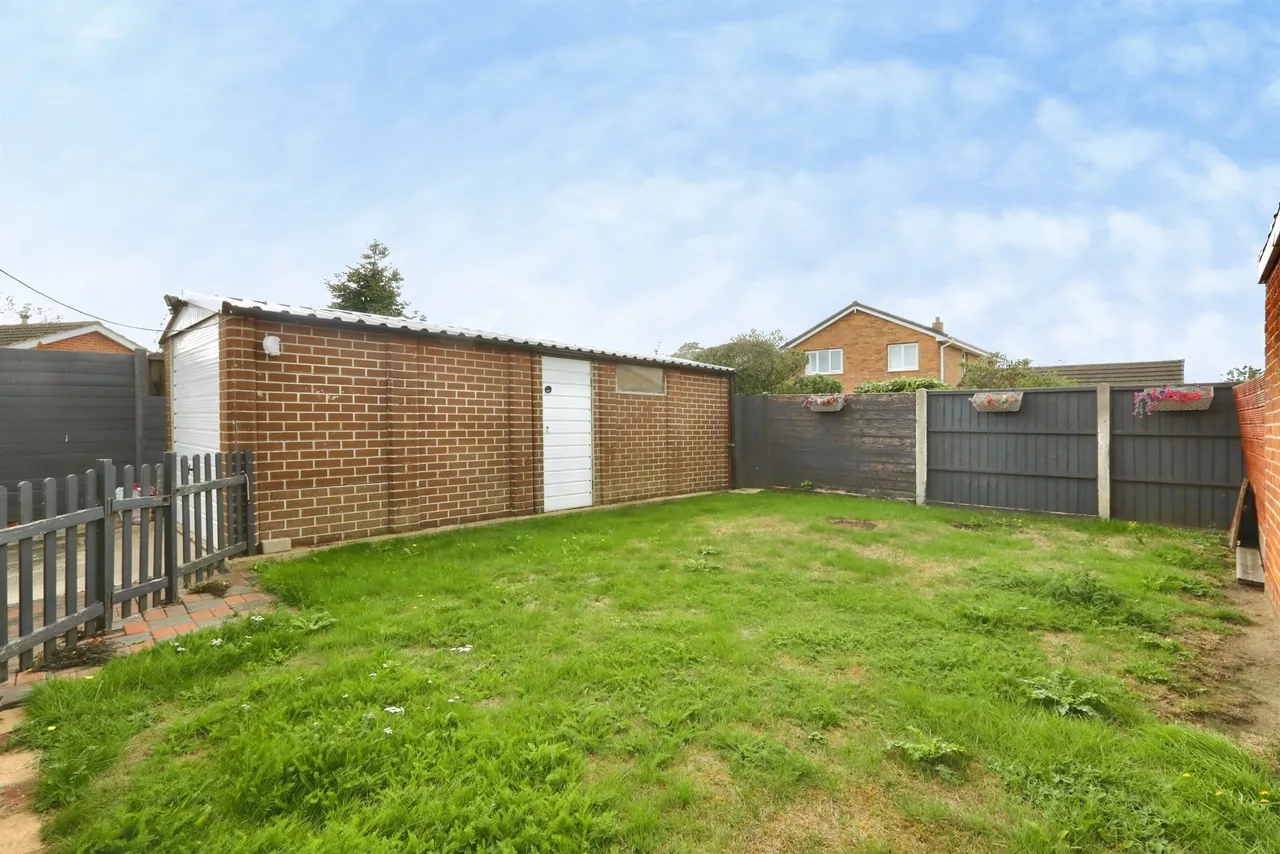 Harpenden Drive, Dunscroft, DN7, photo 15