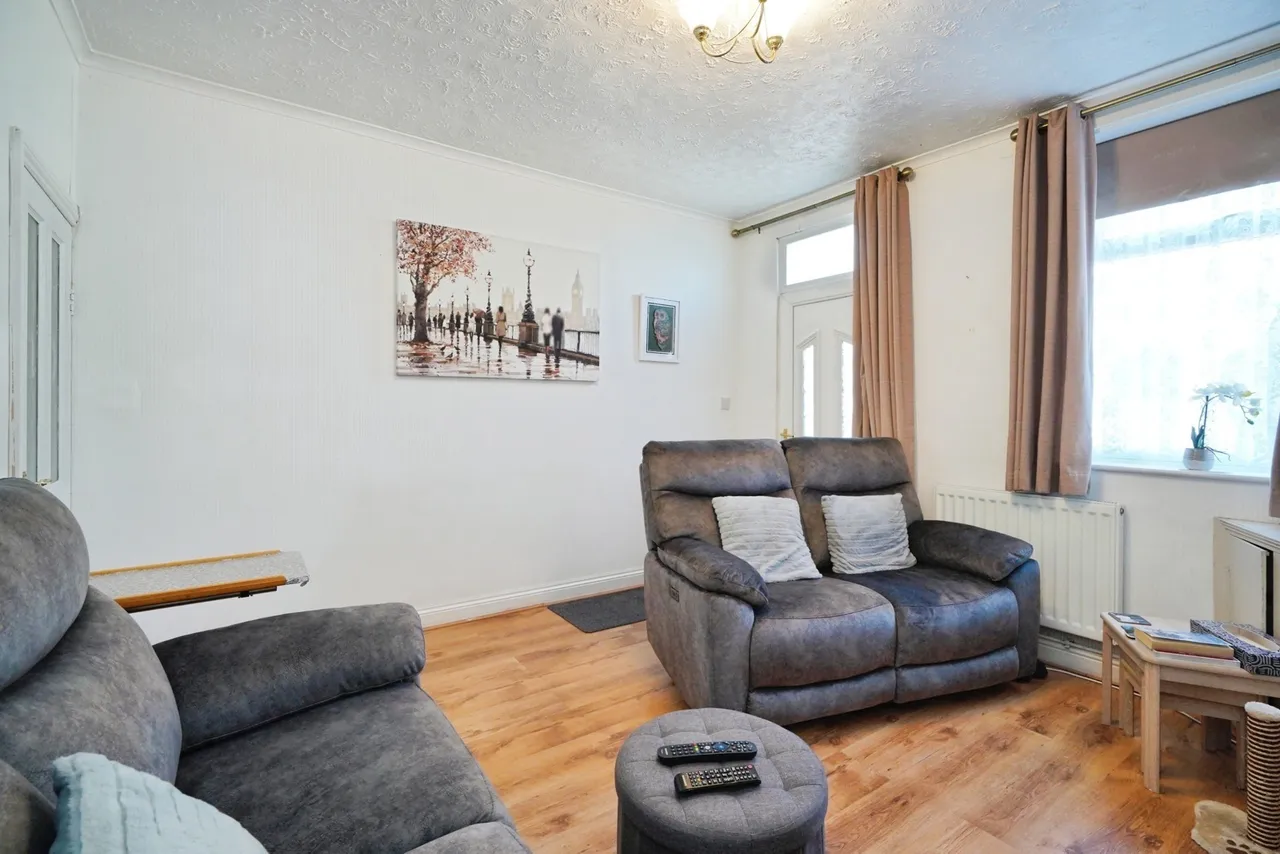 Uxbridge Street, Burton-on-Trent, DE14, photo 13
