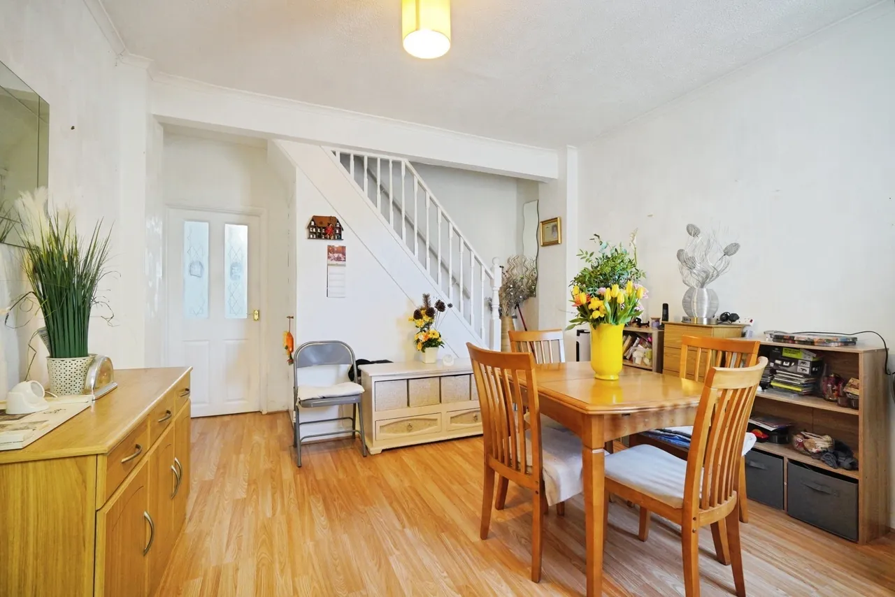 Uxbridge Street, Burton-on-Trent, DE14, photo 3