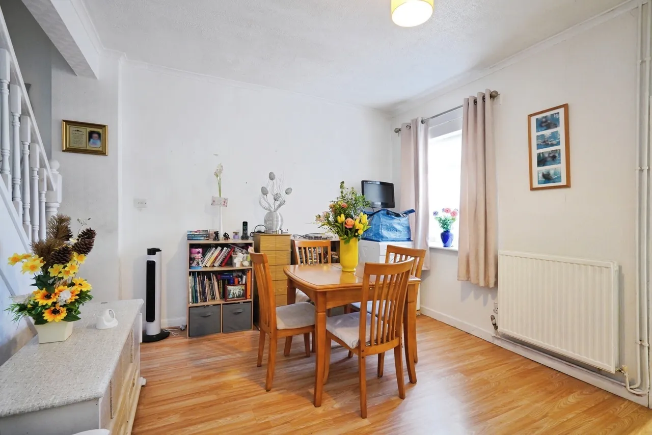 Uxbridge Street, Burton-on-Trent, DE14, photo 8