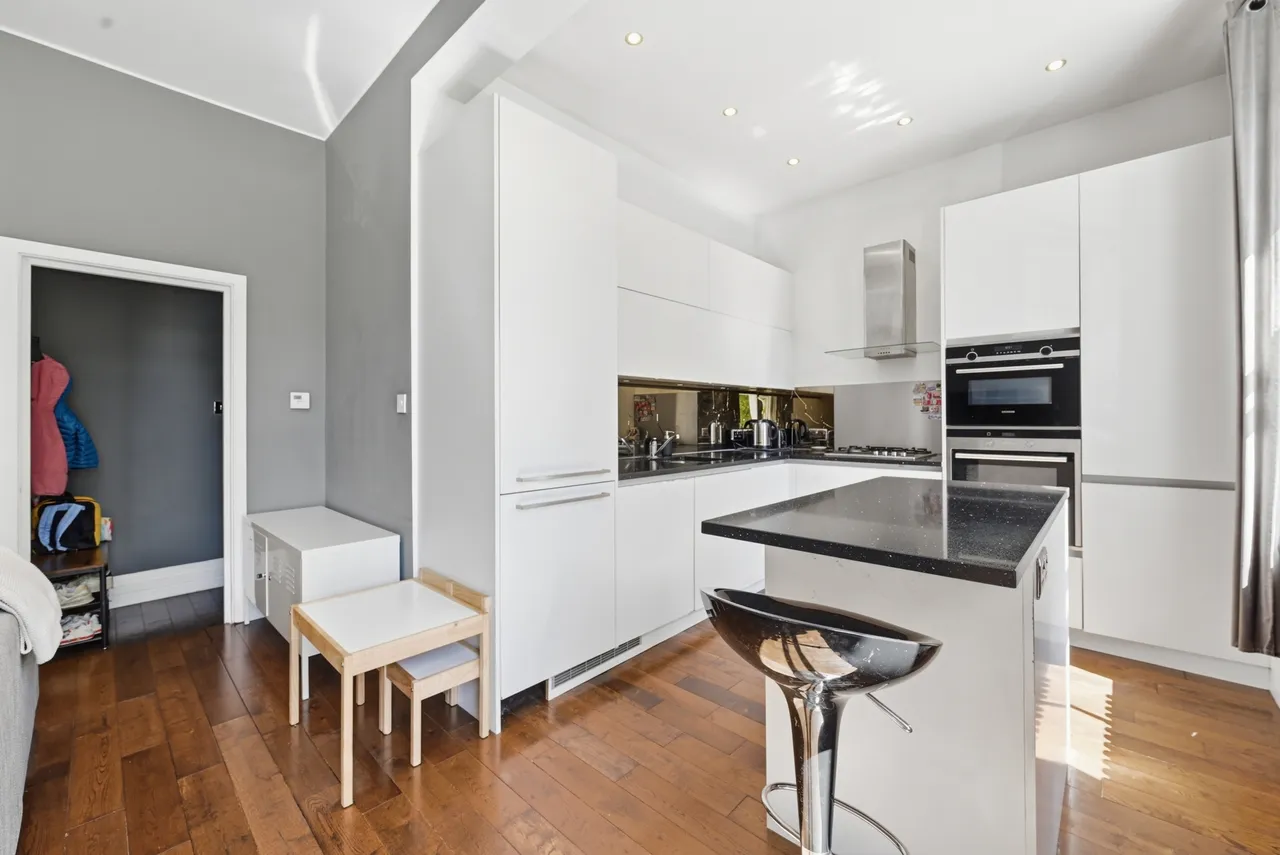 Brondesbury Road, Queens Park, NW6 6BP, photo 7