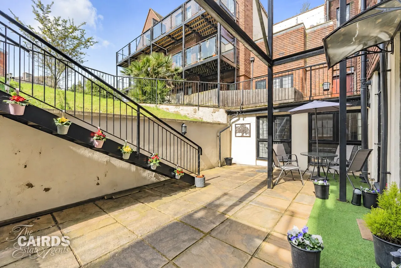 Reigate Road, Epsom, KT17, photo 9