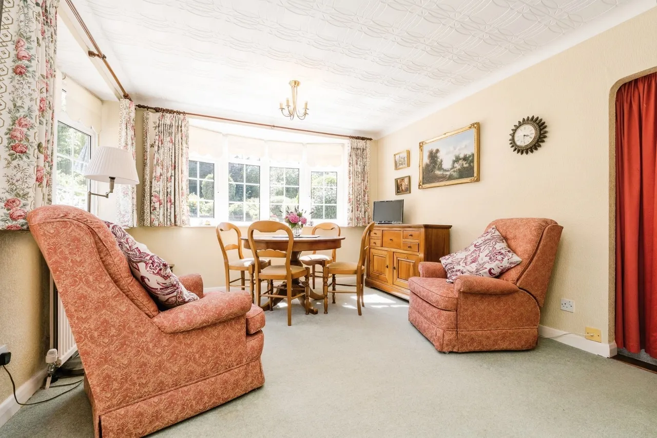 Lechmere Avenue, CHIGWELL, Essex, IG7, photo 4