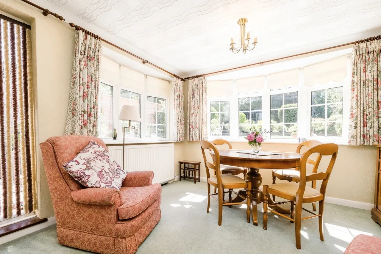 Lechmere Avenue, CHIGWELL, Essex, IG7, photo 8