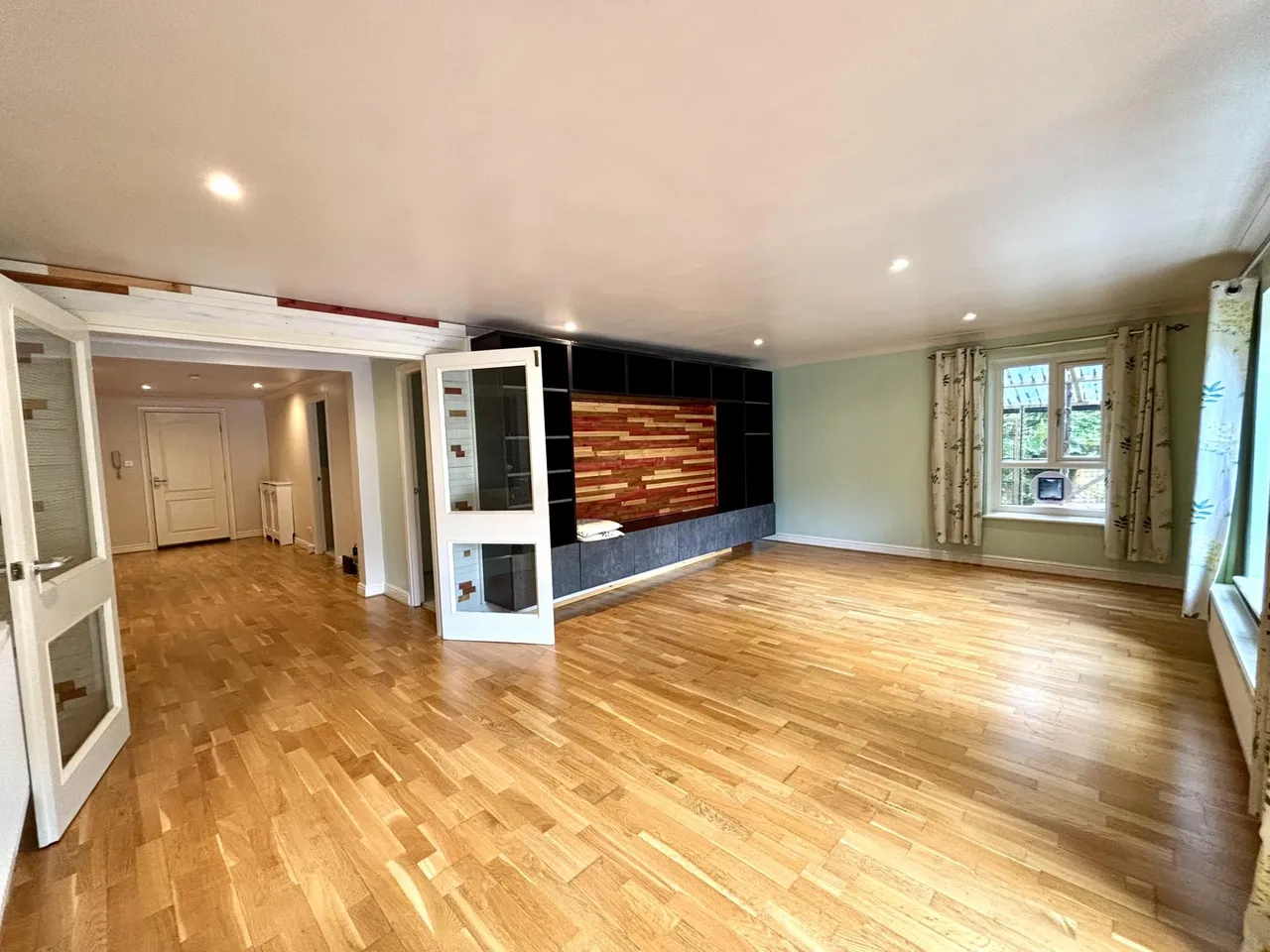 Stepping Stones, East Morton, BD20, photo 6