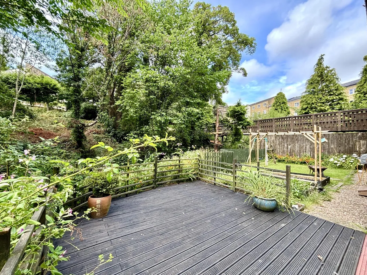 Stepping Stones, East Morton, BD20, photo 15