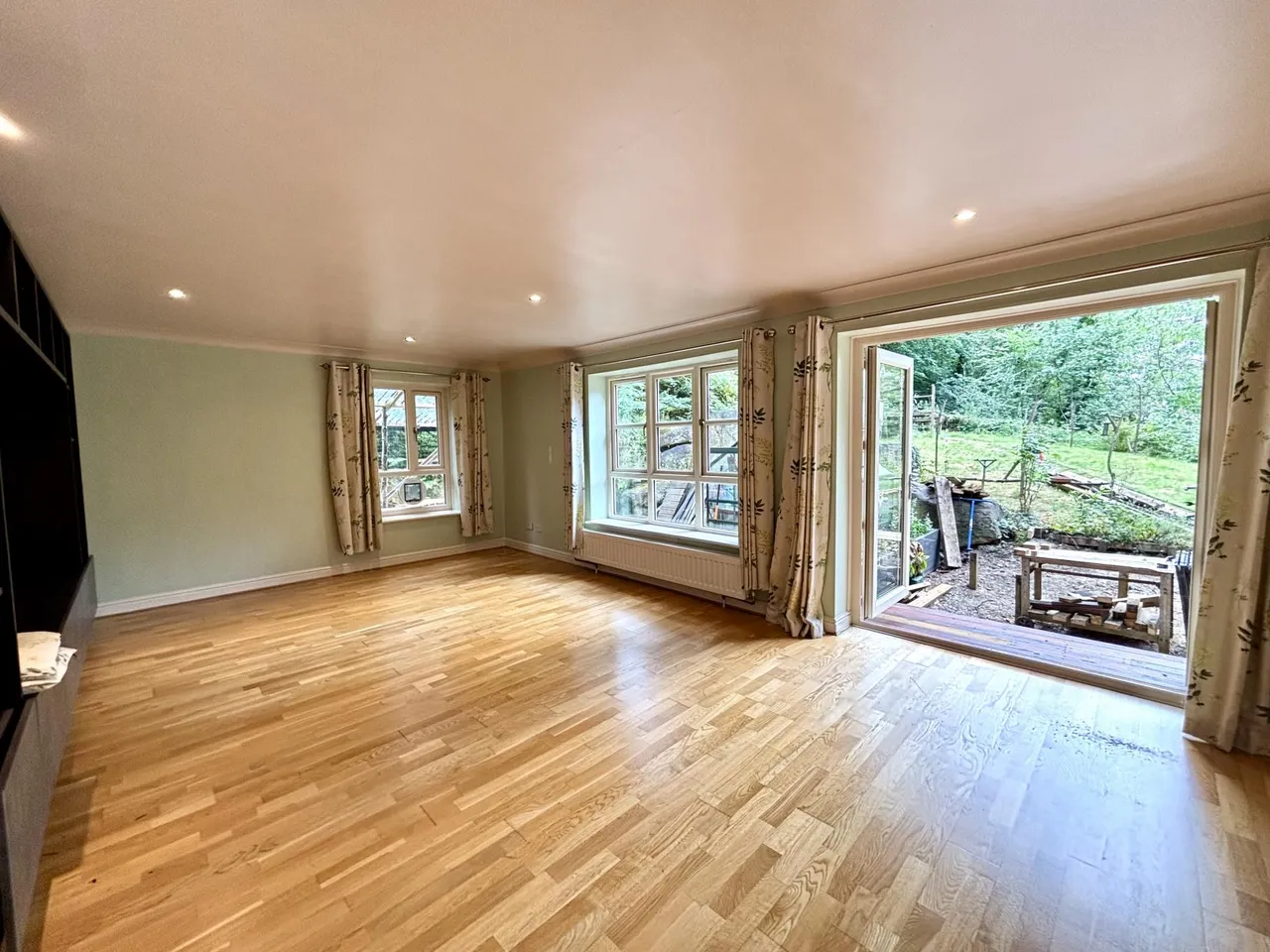 Stepping Stones, East Morton, BD20, photo 2