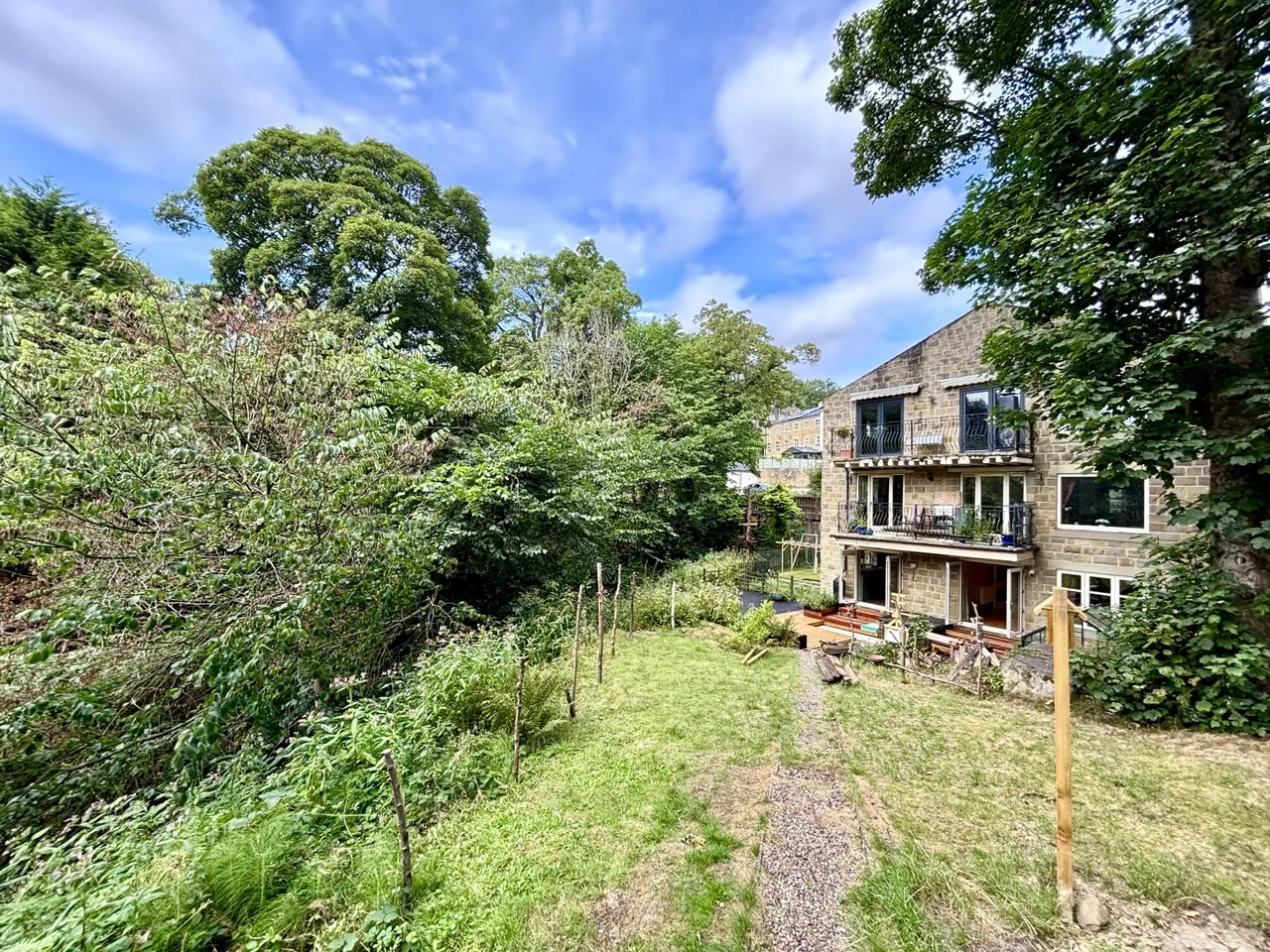 Stepping Stones, East Morton, BD20, photo 4